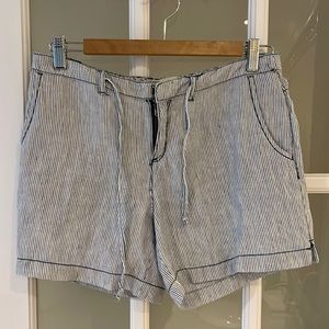 Marrakech linen shorts